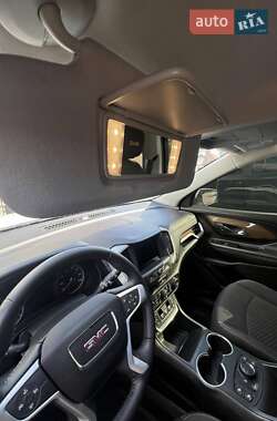 Внедорожник / Кроссовер GMC Terrain 2017 в 