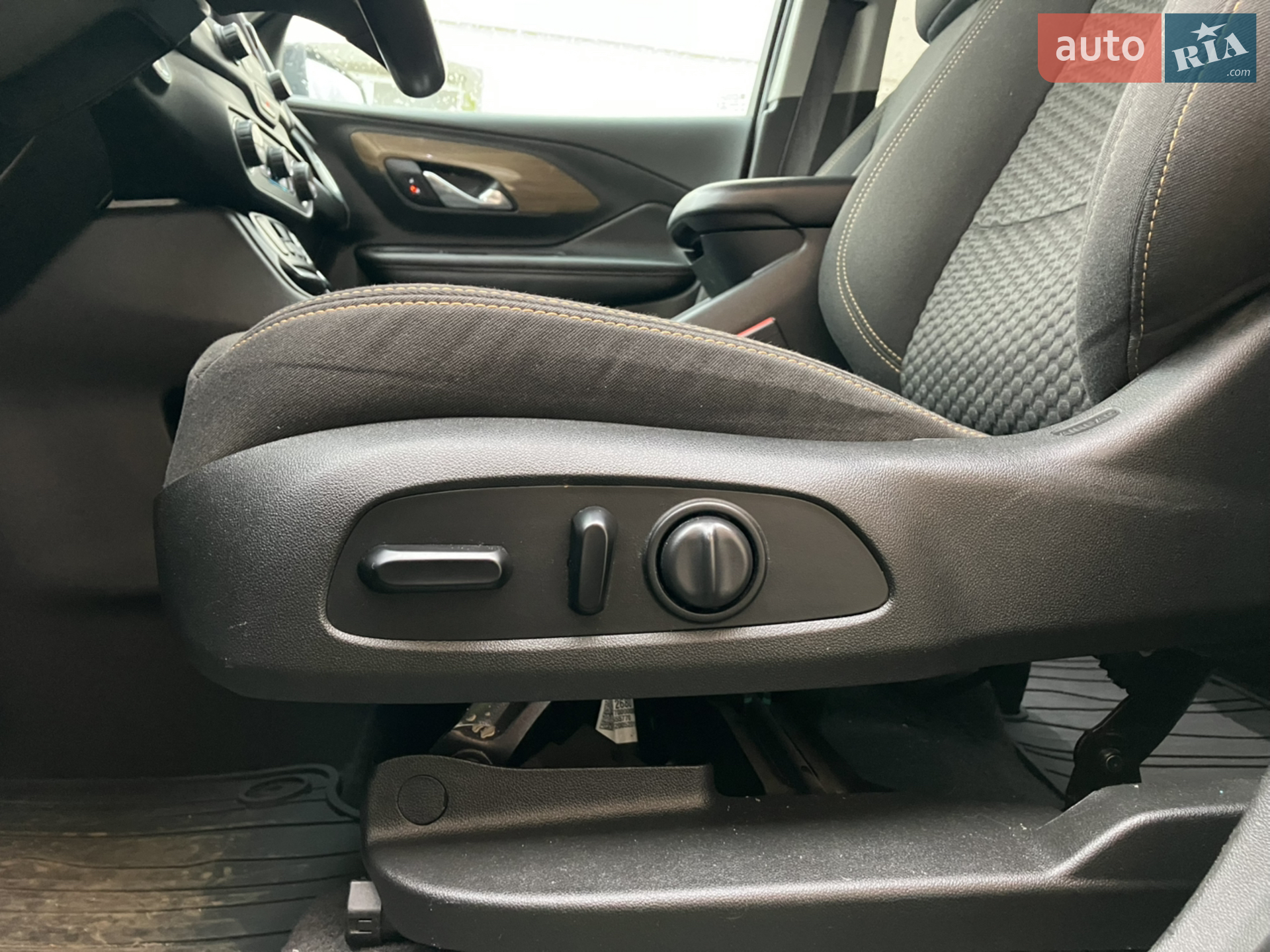 2020 GMC Terrain - мініатюра 19