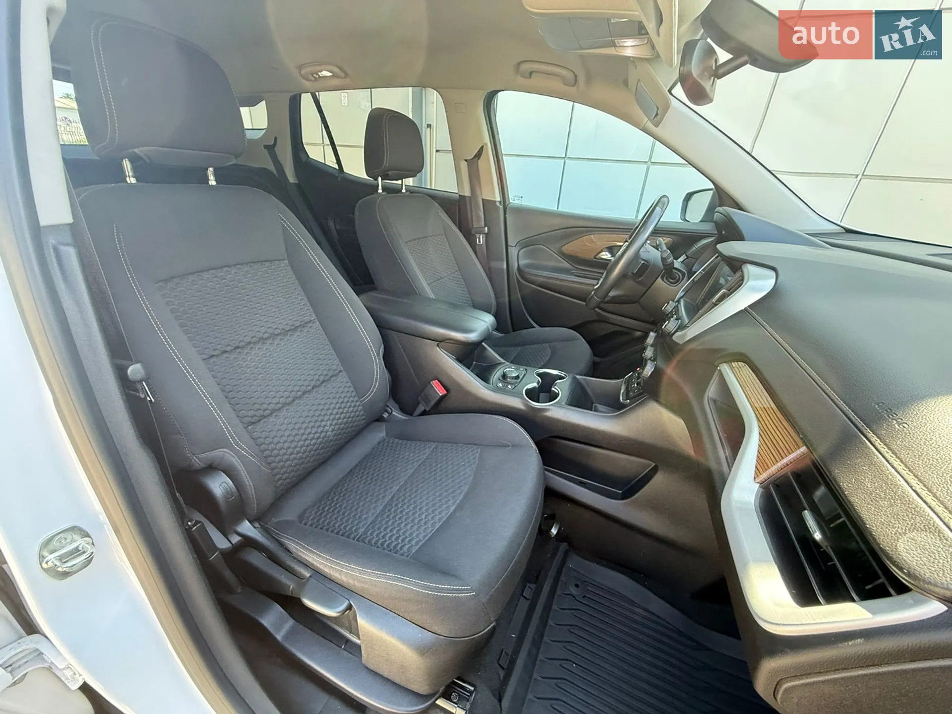 2017 GMC Terrain - мініатюра 35