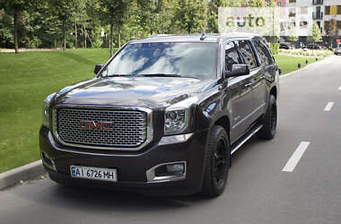 Внедорожник / Кроссовер GMC Yukon 2015 в Ирпене