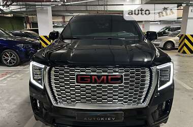 Внедорожник / Кроссовер GMC Yukon 2021 в 