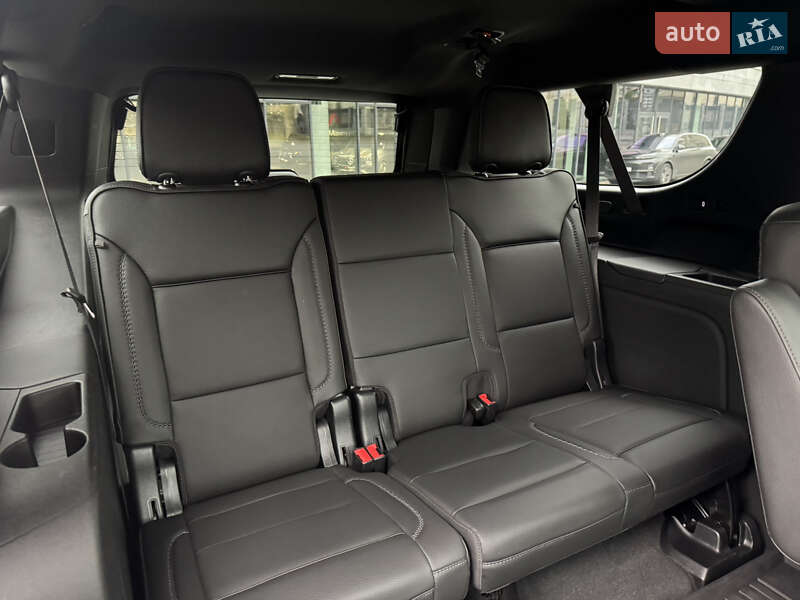 Внедорожник / Кроссовер GMC Yukon 2022 в Киеве