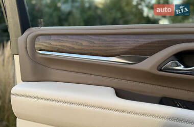 Позашляховик / Кросовер GMC Yukon 2021 в 