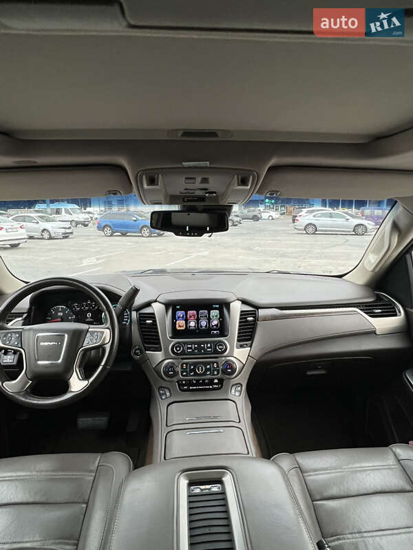 Позашляховик / Кросовер GMC Yukon 2017 в Києві
