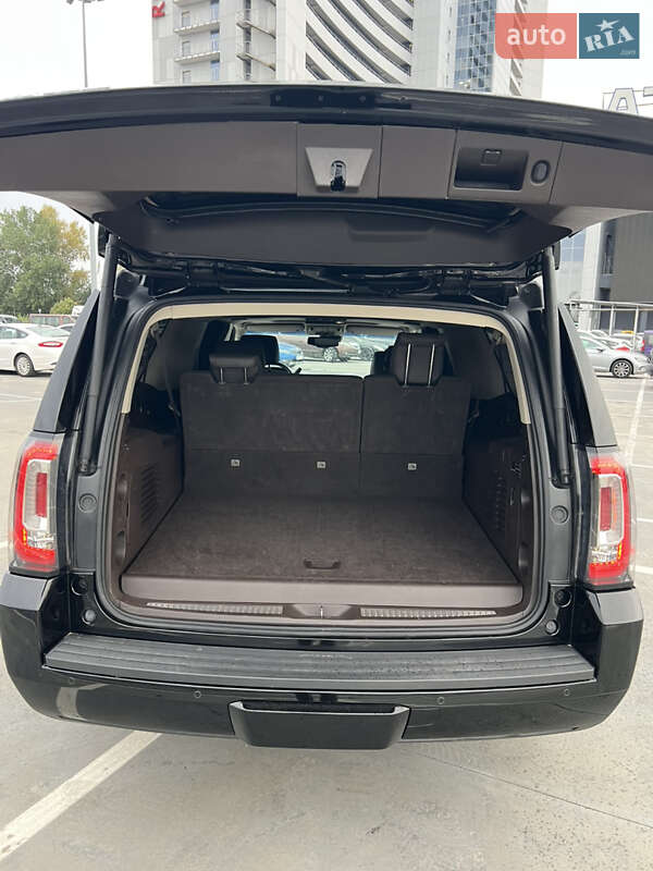 Позашляховик / Кросовер GMC Yukon 2017 в Києві