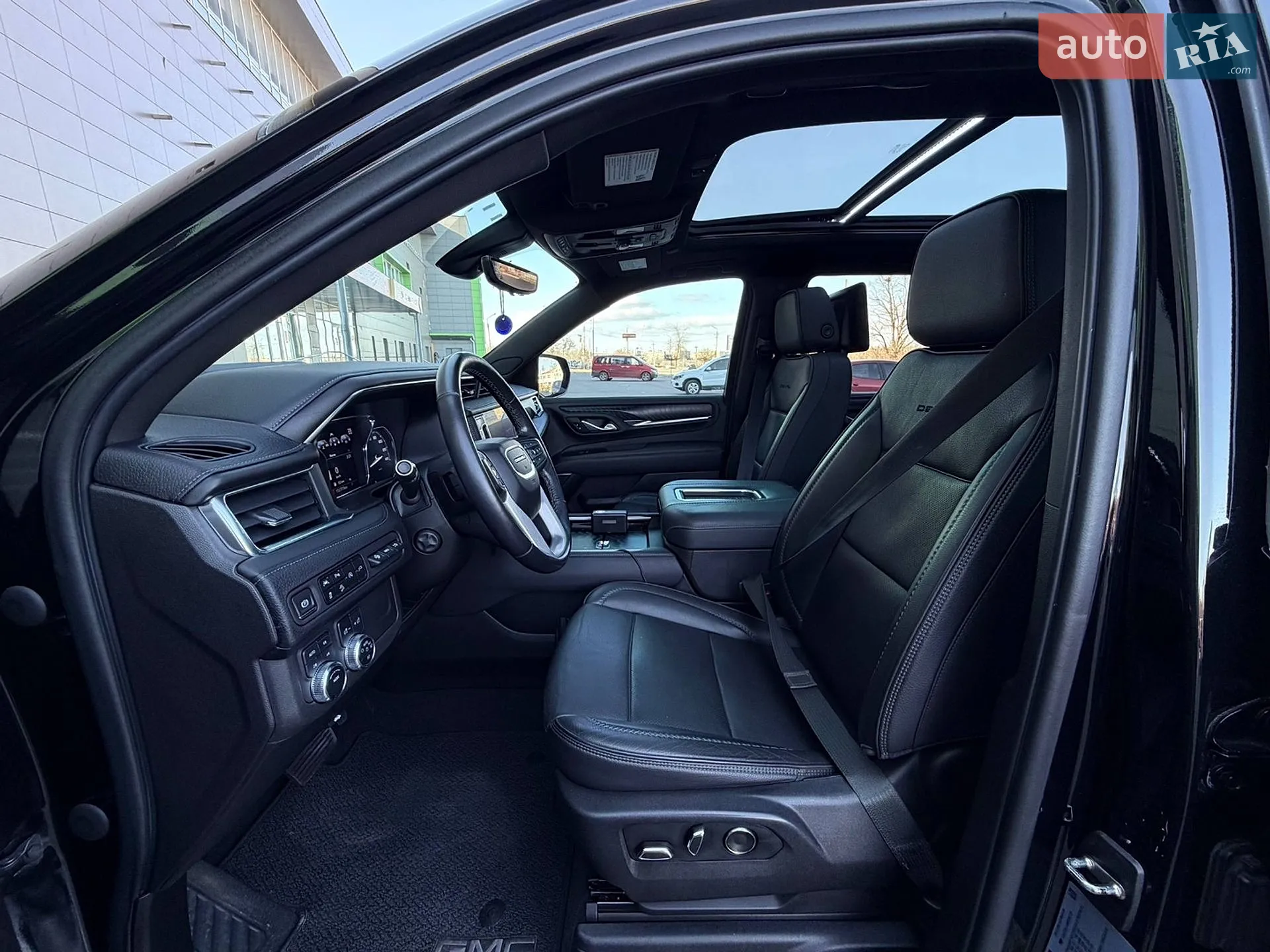 2021 GMC Yukon - мініатюра 21