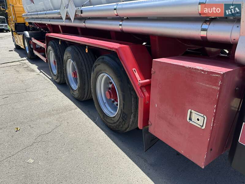 Цистерна напівпричіп GOFA KDV 1994 в Києві