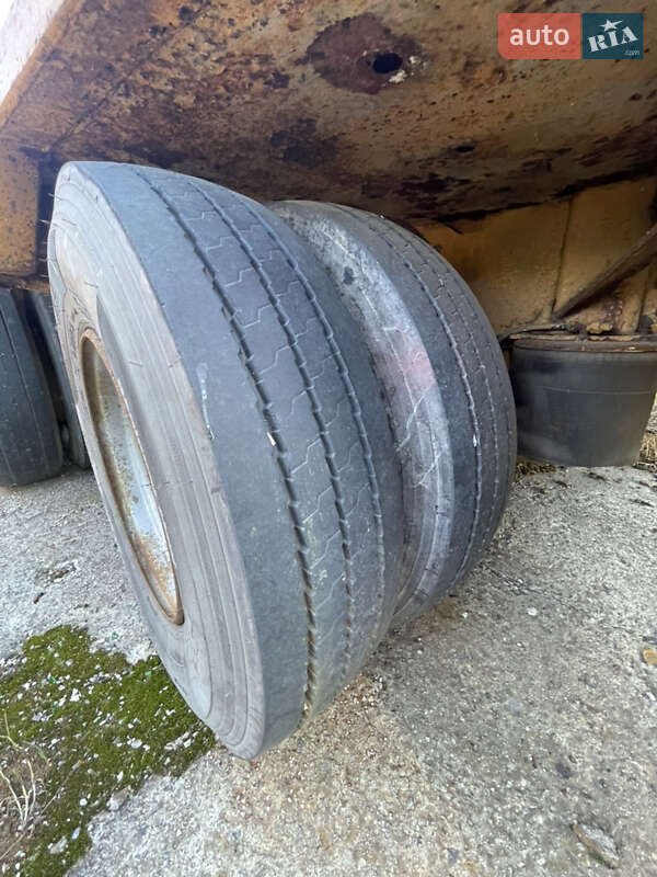 Низкорамна платформа Goldhofer STZ 1992 в Калинівці