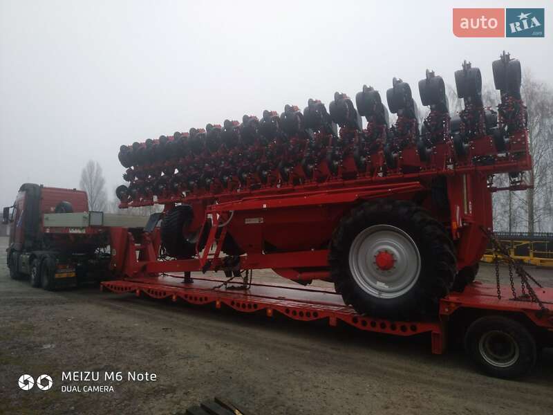 Низкорамная платформа Goldhofer STZ 1993 в Кривом Озере