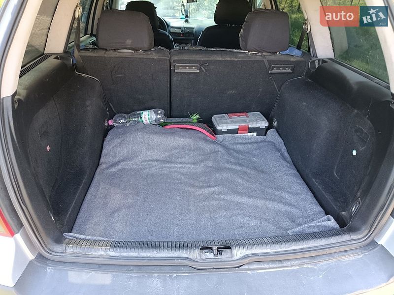 Универсал Golf Car Marshell 2000 в Надворной
