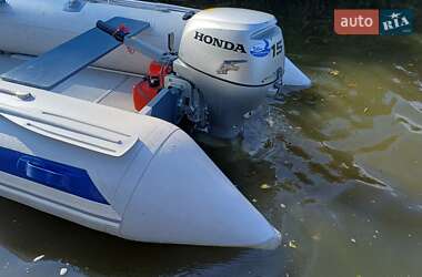 Лодка GRAND C 360 2007 в 