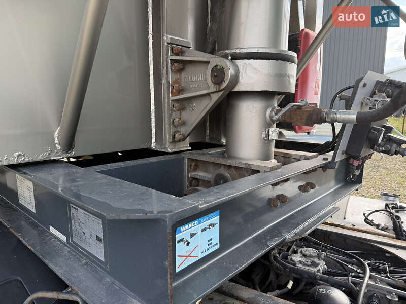 Самосвал полуприцеп GRAS GS-SAF 2015 в Долине