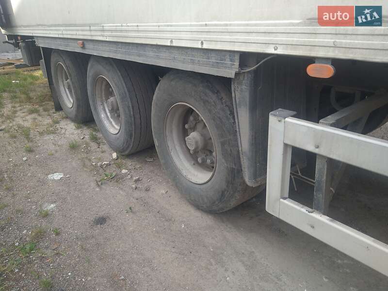 Рефрижератор напівпричіп Gray Adams GA3B 2006 в Чернівцях фото 15 Рефрижератор напівпричіп Gray Adams GA3B 2006 в Чернівцях