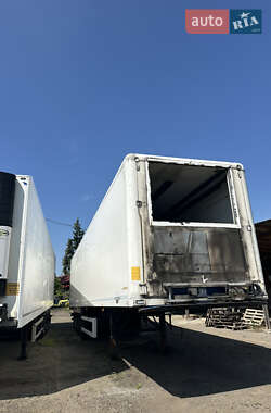 Изотермическая будка Gray Adams GA3B 2013 в Черновцах