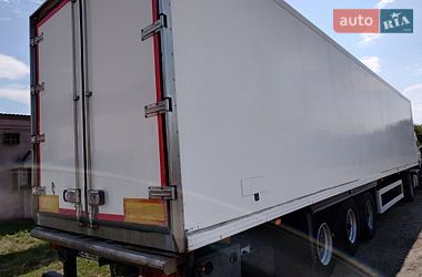 Рефрижератор напівпричіп Gray Adams GA3B 2006 в Чернівцях