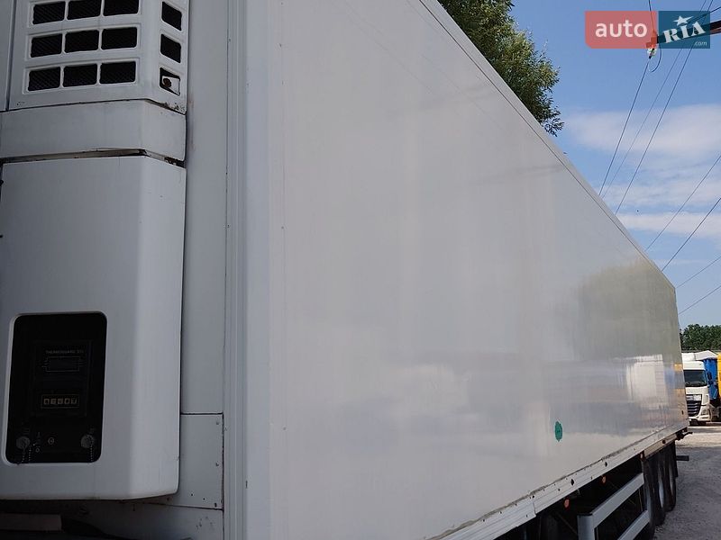 Рефрижератор напівпричіп Gray Adams GA3B 2006 в Чернівцях