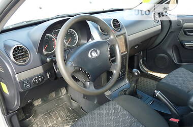 Внедорожник / Кроссовер Great Wall Haval H3 2012 в 