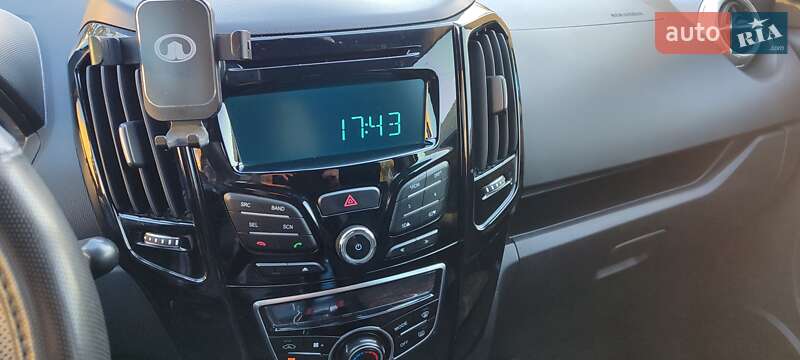 Позашляховик / Кросовер Great Wall Haval M4 2018 в Києві