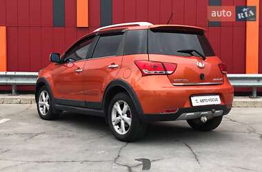Позашляховик / Кросовер Great Wall Haval M4 2013 в 