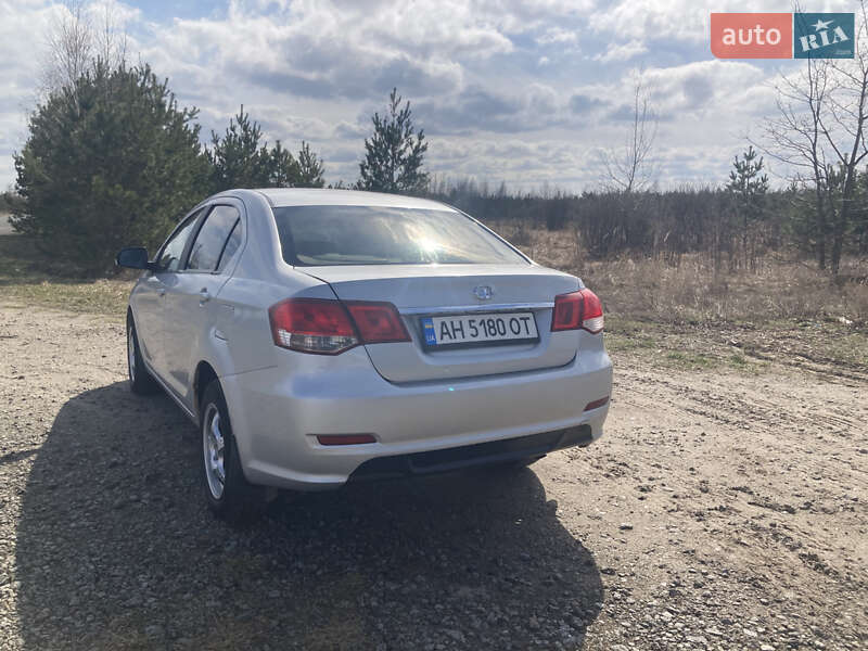 Седан Great Wall Voleex C30 2013 в Софіївській Борщагівці