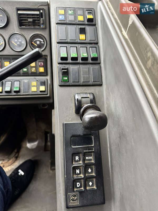 Автокран Grove GMK 1998 в Львове