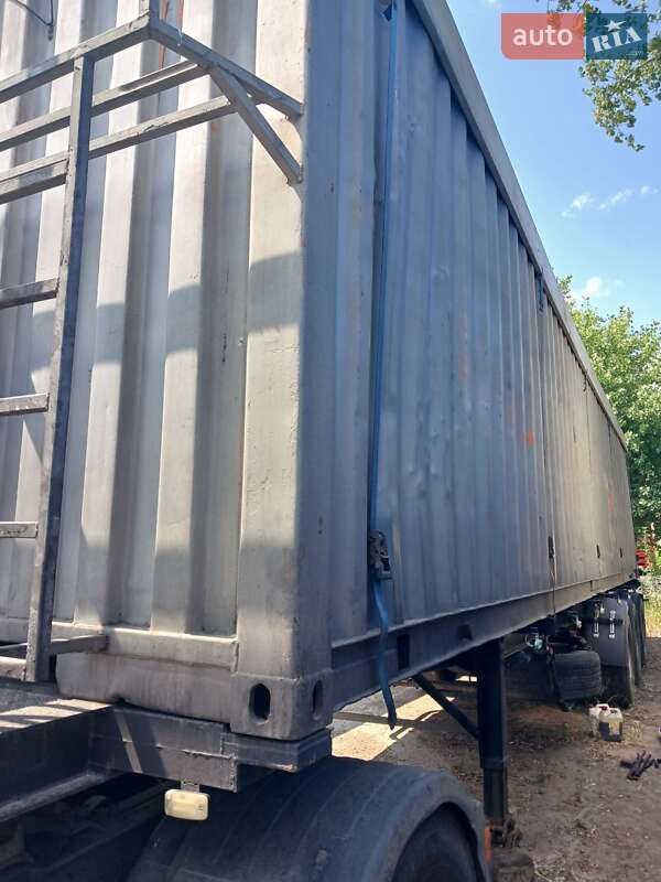 Контейнеровоз полуприцеп H&W HWDPSO38 2006 в Первомайске