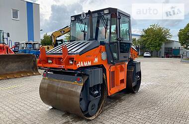 Дорожный каток Hamm DV 6 2001 в Олешках