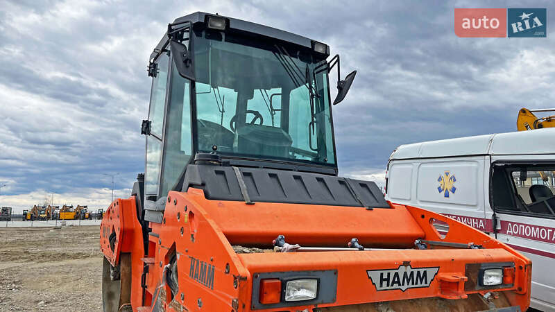 Дорожный каток Hamm HD 110 2015 в Киеве