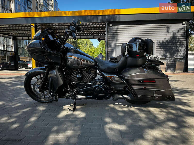 Мотоцикл Спорт-туризм Harley-Davidson 1450 Road Glide 2021 в Дніпрі