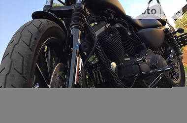 Мотоцикл Чоппер Harley-Davidson 883 Iron 2013 в 