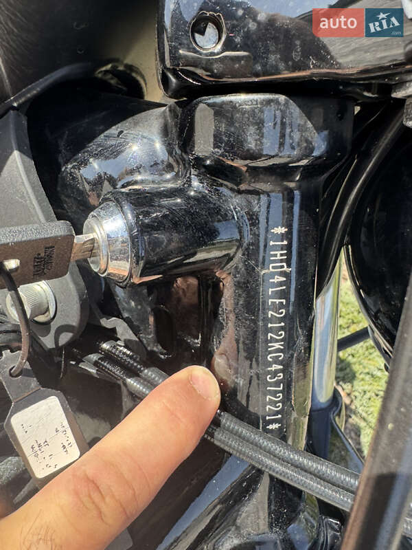 Боббер Harley-Davidson 883 Iron 2019 в Киеве