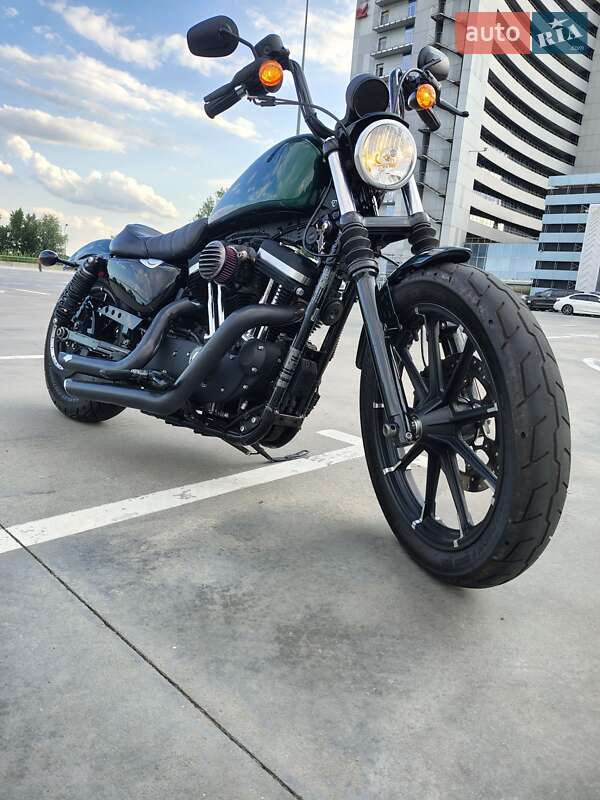 Мотоцикл Кастом Harley-Davidson 883 Iron 2021 в Києві