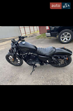 Мотоцикл Круизер Harley-Davidson 883 Iron 2016 в 