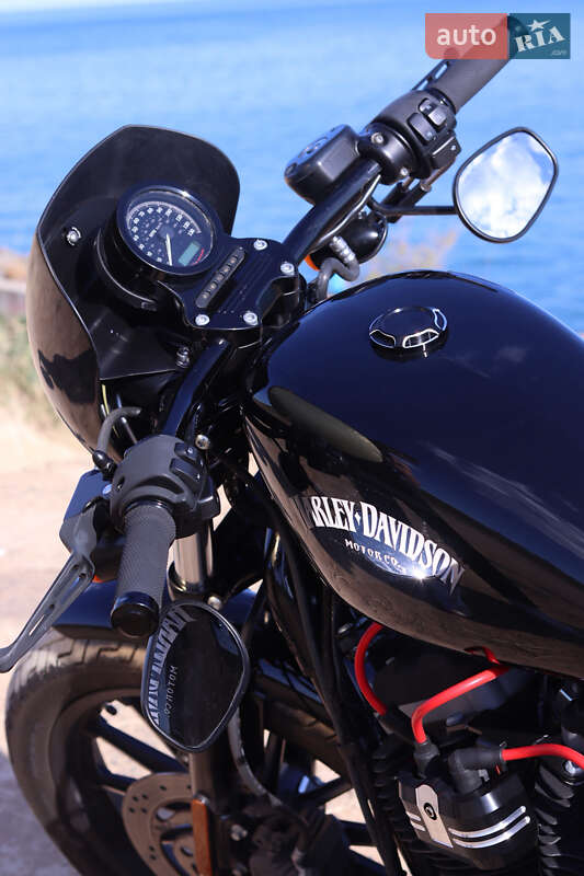 Боббер Harley-Davidson 883 Iron 2012 в Одесі