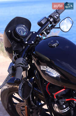 Боббер Harley-Davidson 883 Iron 2012 в 