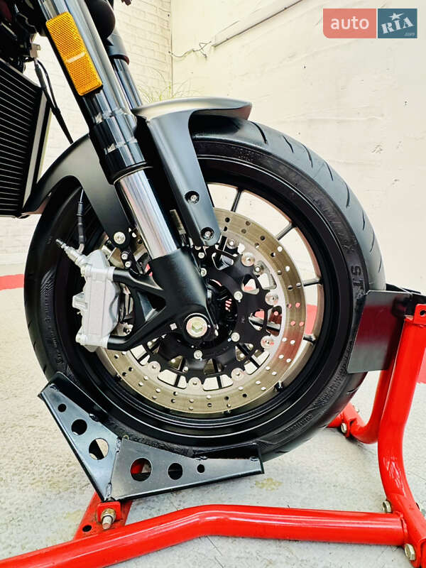 Мотоцикл Чоппер Harley-Davidson 883 Iron 2024 в Одессе