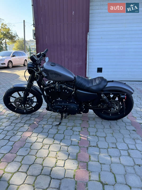 Боббер Harley-Davidson 883 Iron 2017 в Луцьку