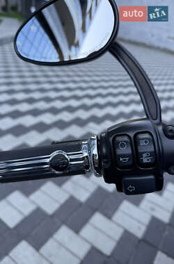 Мотоцикл Круизер Harley-Davidson Breakout 2018 в 