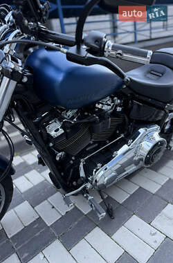 Мотоцикл Круизер Harley-Davidson Breakout 2018 в 