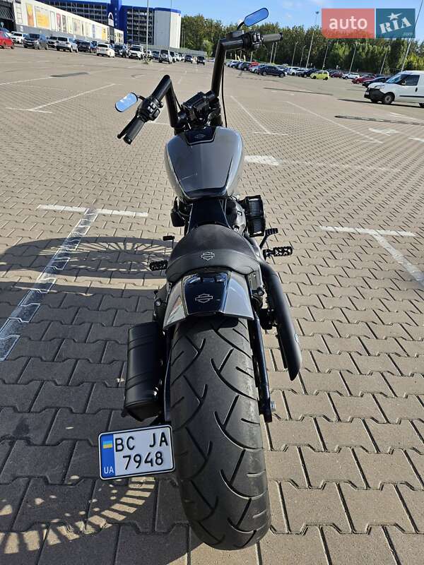 Боббер Harley-Davidson Custom 2020 в Киеве фото 4 Боббер Harley-Davidson Custom 2020 в Киеве