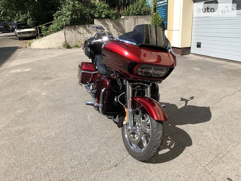 Мотоцикл Круизер Harley-Davidson CVO Road Glide 2015 в Днепре