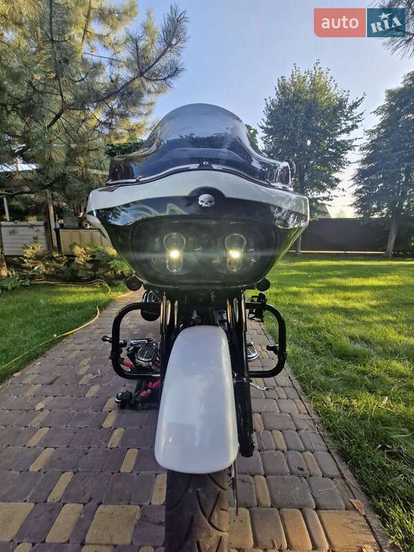 Мотоцикл Круизер Harley-Davidson CVO Road Glide 2012 в Киеве фото 12 Мотоцикл Круизер Harley-Davidson CVO Road Glide 2012 в Киеве