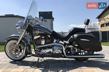 Мотоцикл Круизер Harley-Davidson CVO Softail 2014 в 