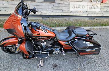 Мотоцикл Туризм Harley-Davidson CVO Street Glide 2016 в Киеве