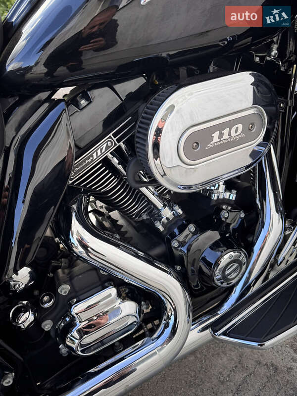 Мотоцикл Круізер Harley-Davidson CVO Street Glide 2016 в Рівному фото 2 Мотоцикл Круізер Harley-Davidson CVO Street Glide 2016 в Рівному