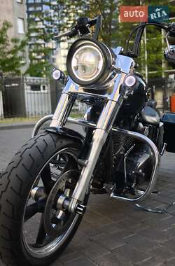 Мотоцикл Туризм Harley-Davidson Dyna Switchback 2013 в 