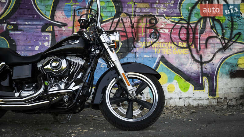 Мотоцикл Круизер Harley-Davidson Dyna Switchback 2012 в Киеве