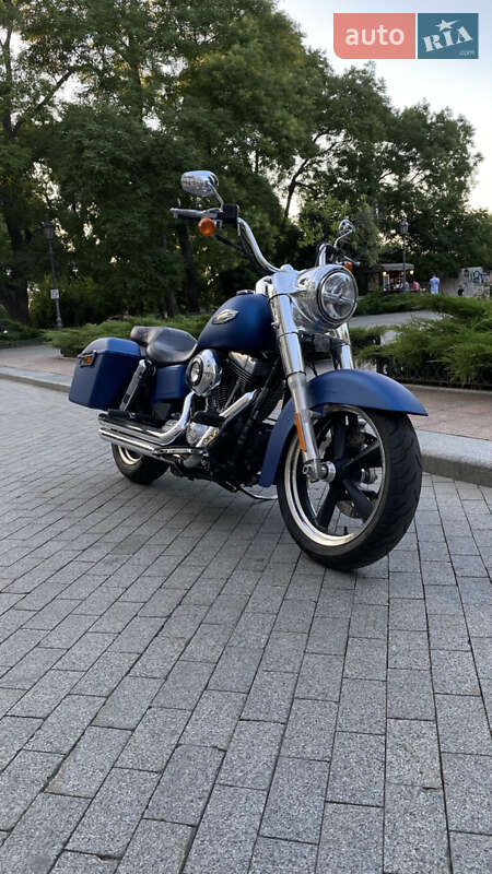 Harley-Davidson Dyna Switchback 2015