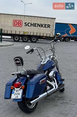 Мотоцикл Круізер Harley-Davidson Dyna Switchback 2015 в 