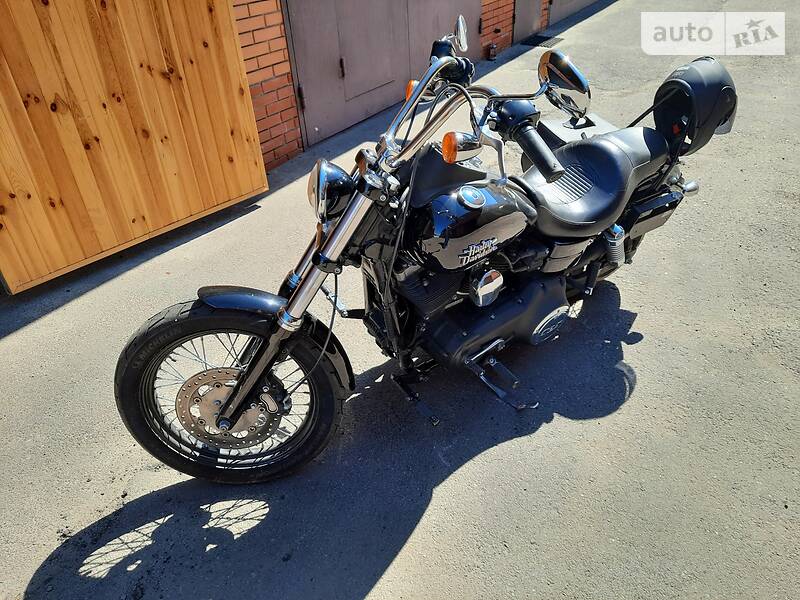 Мотоцикл Чоппер Harley-Davidson Dyna 2015 в Києві